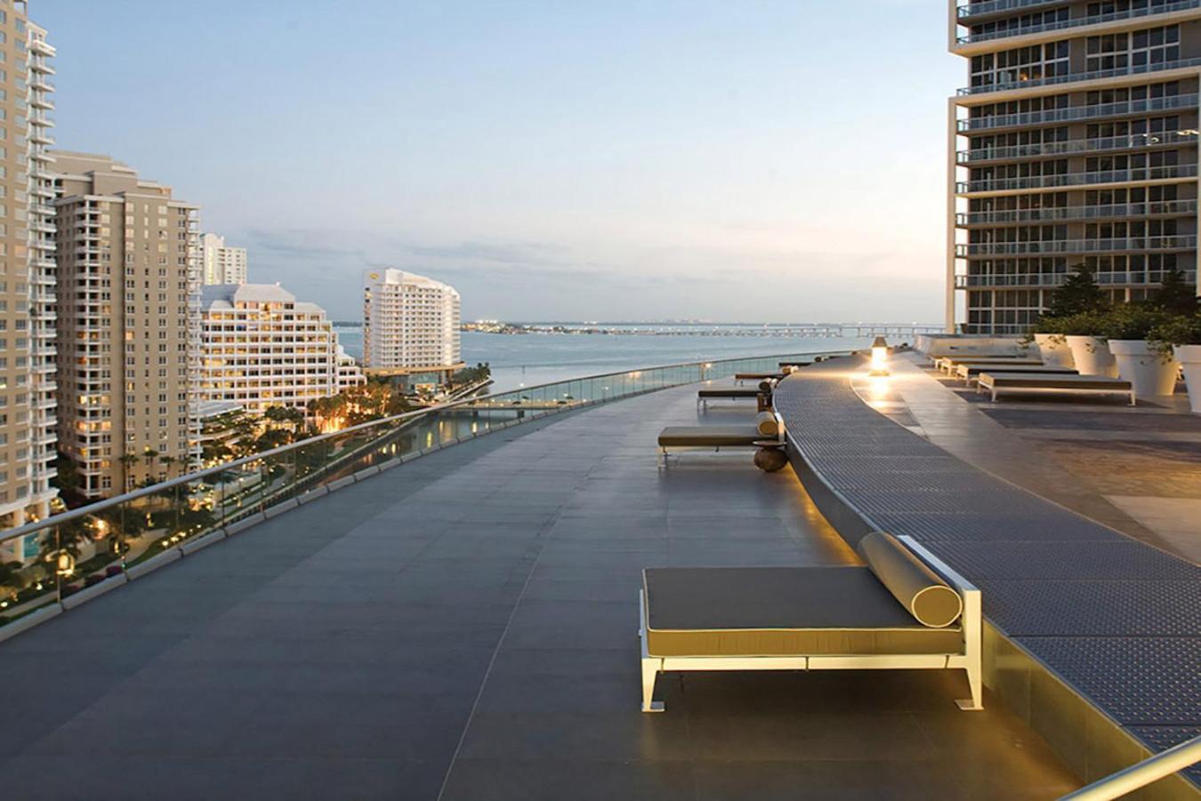 Luxurious Condo At Icon With Views Miami Exterior foto